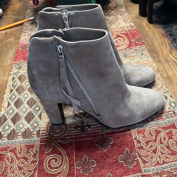 Sam Edelman Shelby Suede Ankle Boots size 8.5 - Picture 4 of 9